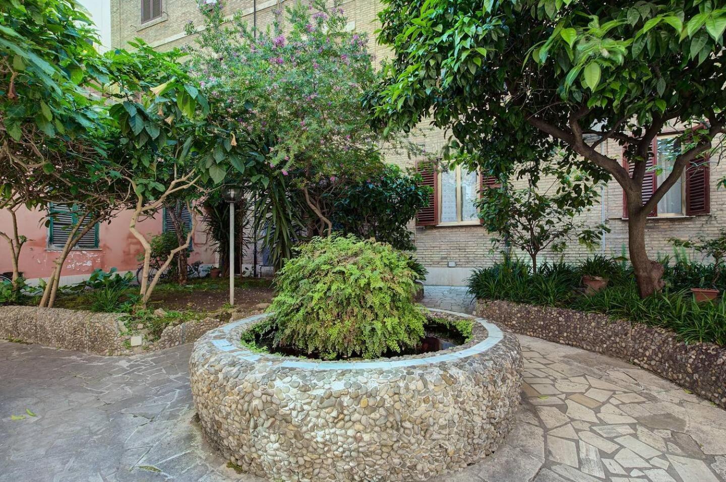 Amp Vatican House Rome Buitenkant foto